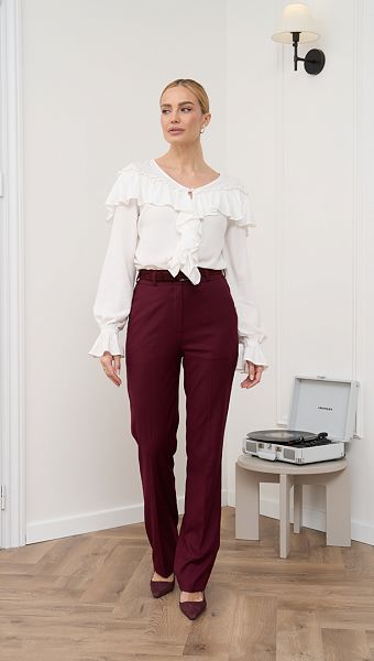 Фото belaa-bluza-s-rusami-015 товару Біла блуза з рюшами0