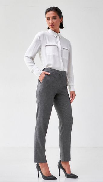 Фото belaa-zenskaa-rubaska-s-karmanami-03 товара Белая женская рубашка с карманами0