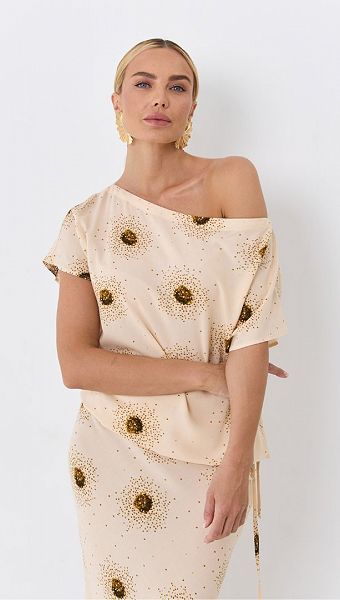 Фото bluza-s-printom-bez-1 товара Блуза с принтом беж0