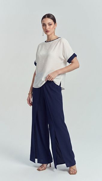 Фото bluza-zenskaa-belaa-s-sinim-kantom-04 товара Блуза женская белая с синим кантом0 Фото bluza-zenskaa-belaa-s-sinim-kantom-04 товара Блуза женская белая с синим кантом0