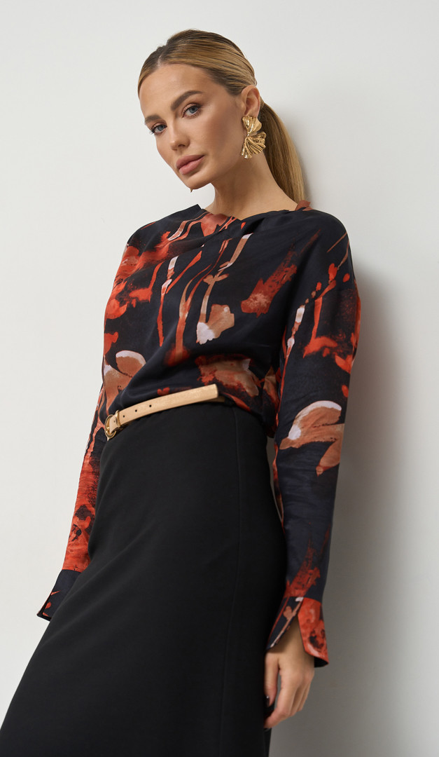 Фото bluza-zenskaa-print-roza-03 товару Блуза жіноча принт троянда0