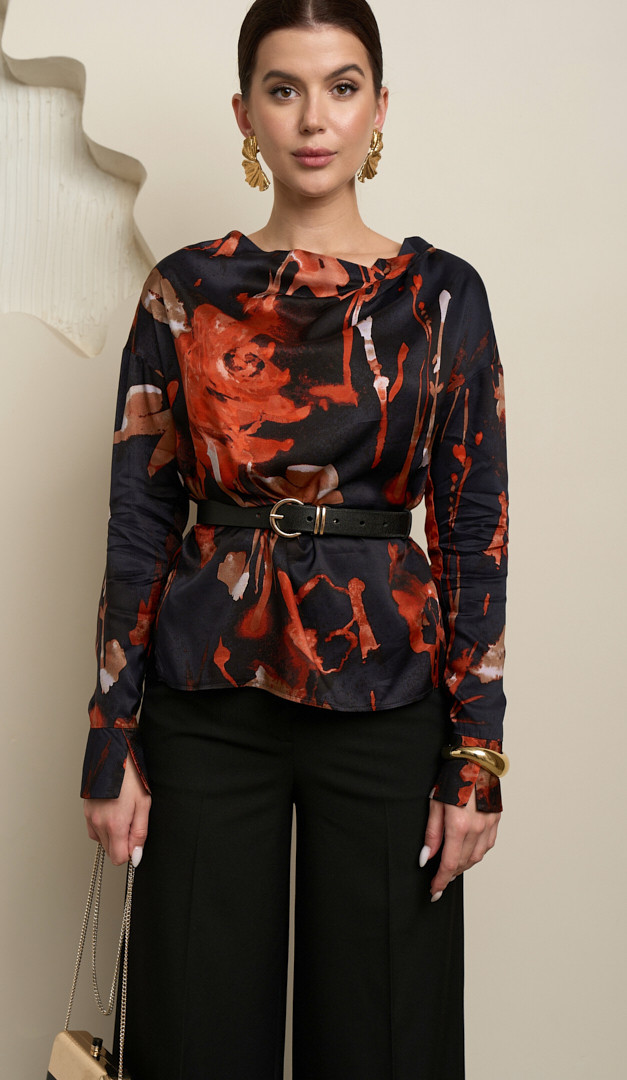 Фото bluza-zenskaa-print-roza-1 товару Блуза жіноча принт троянда0