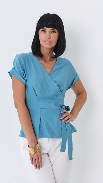 Фото bluza-zenskaa-s-poasom-biruzovaa-2 товару Блуза жіноча з поясом бірюзова0 Фото bluza-zenskaa-s-poasom-biruzovaa-2 товару Блуза жіноча з поясом бірюзова0