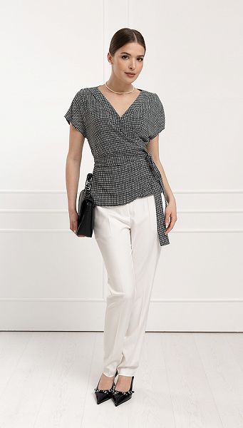 Фото bluza-zenskaa-s-poasom-cerno-belaa-01 товару Блуза жіноча з поясом чорно-біла