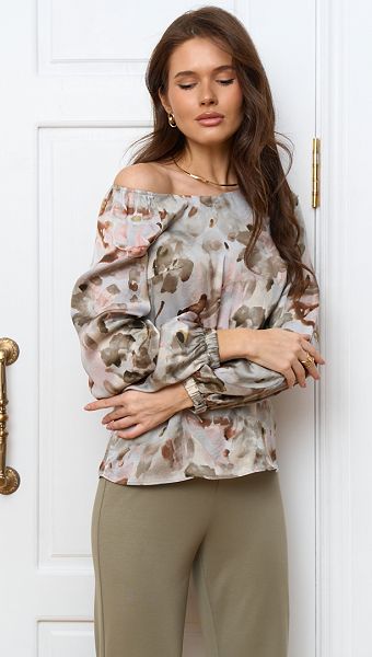 Фото bluza-zenskaa-v-akvarelnyj-print-4 товара Блуза женская в акварельный принт0 Фото bluza-zenskaa-v-akvarelnyj-print-4 товара Блуза женская в акварельный принт0