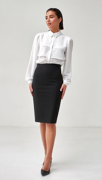 Фото bluzka-belaa-s-koketkoj-01 товару Блузка біла з кокеткою