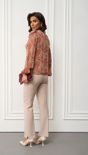 Фото bluzka-sifonovaa-v-animalisticeskij-print-5 товару Блузка шифонова в анімалістичний принт0