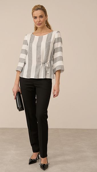 Фото bluzka-svobodnogo-kroa-v-polosku-cernuu-01 товару Блузка вільного крою в смужку чорну0