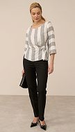 Фото bluzka-svobodnogo-kroa-v-polosku-cernuu-03 товару Блузка вільного крою в смужку чорну0 Фото bluzka-svobodnogo-kroa-v-polosku-cernuu-03 товару Блузка вільного крою в смужку чорну0