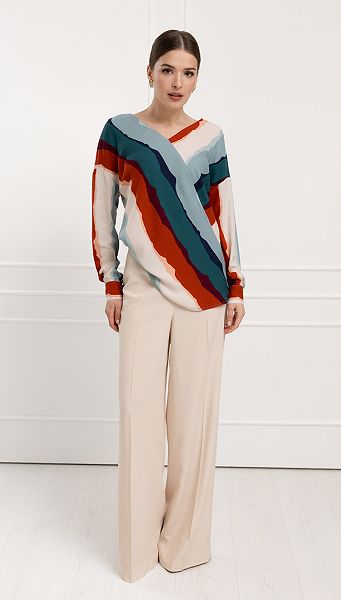 Фото bluzka-v-polosku-s-v-podobnym-vyrezom-1 товару Блузка в полоску з v подібним вирізом