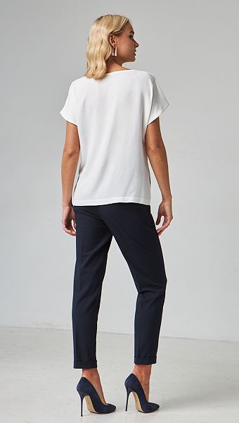 Фото bluzon-bazovyj-molocnyj-04 товару Блузон базовий молочний0 Фото bluzon-bazovyj-molocnyj-04 товару Блузон базовий молочний0