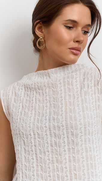 Фото bluzon-zenskij-azurnyj-belyj-02 товара Блузон женский ажурный белый0