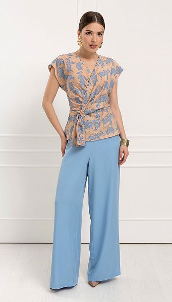 Фото bluzon-zenskij-golubovato-pudrovyj-01 товару Блузон жіночий блакитно-пудровий