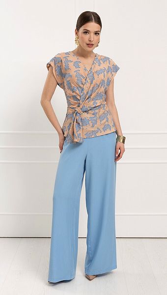 Фото bluzon-zenskij-golubovato-pudrovyj-01 товару Блузон жіночий блакитно-пудровий0 Фото bluzon-zenskij-golubovato-pudrovyj-01 товару Блузон жіночий блакитно-пудровий0