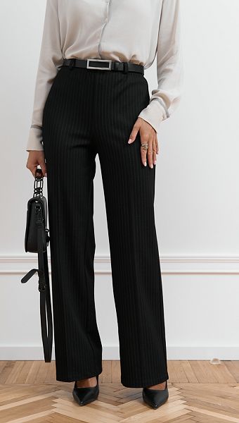 Фото bruki-pramye-v-polosku-cernye-03 товару Штани прямі в смужку чорні0 Фото bruki-pramye-v-polosku-cernye-03 товару Штани прямі в смужку чорні0