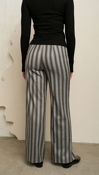 Фото bruki-vladlena-3 товара Брюки Владлена0 Фото bruki-vladlena-3 товара Брюки Владлена0