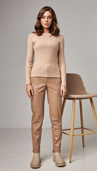 Фото bruki-zenskie-iz-ekokozi-bezevye-01 товару Брюки жіночі з екошкіри бежеві0 Фото bruki-zenskie-iz-ekokozi-bezevye-01 товару Брюки жіночі з екошкіри бежеві0