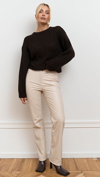 Фото bruki-zenskie-iz-ekokozi-molocnye-1 товара Брюки женские из экокожи молочные0 Фото bruki-zenskie-iz-ekokozi-molocnye-1 товара Брюки женские из экокожи молочные0