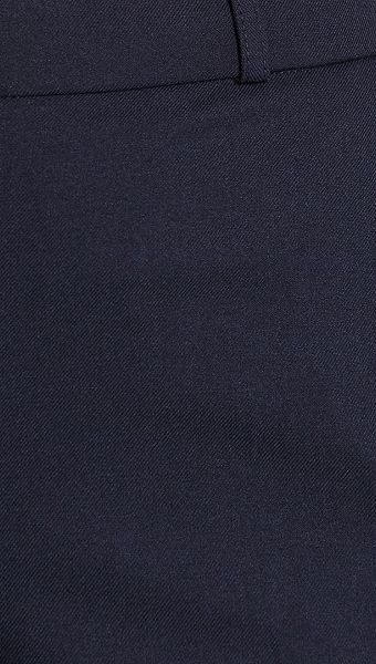 Фото bruki-zenskie-klassiceskie-sinie-s-karmanami-03 товару Брюки жіночі класичні сині з кишенями0 Фото bruki-zenskie-klassiceskie-sinie-s-karmanami-03 товару Брюки жіночі класичні сині з кишенями0