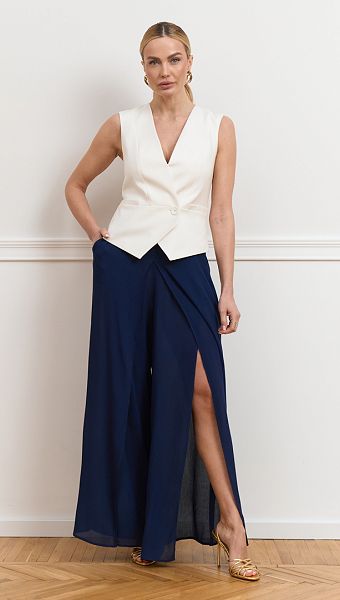 Фото bruki-zenskie-na-zapah-sinie-001 товару Штани жіночі на запах сині0 Фото bruki-zenskie-na-zapah-sinie-001 товару Штани жіночі на запах сині0