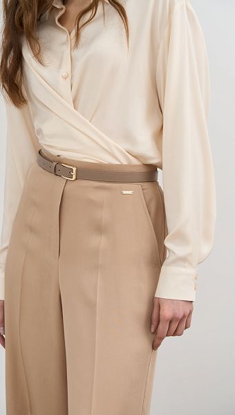 Фото bruki-zenskie-pramye-karamelnye-07 товару Штани жіночі прямі карамельні0 Фото bruki-zenskie-pramye-karamelnye-07 товару Штани жіночі прямі карамельні0