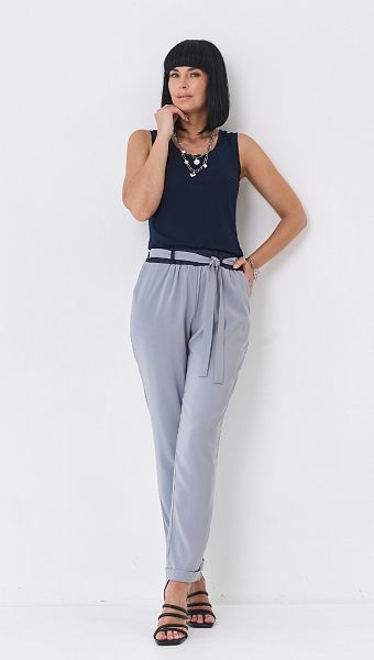 Фото bruki-zenskie-s-manzetami-serye-4 товара Брюки женские с манжетами серые0 Фото bruki-zenskie-s-manzetami-serye-4 товара Брюки женские с манжетами серые0