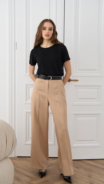 Фото futbolka-bazovaa-cernaa-05 товару Футболка базова чорна0 Фото futbolka-bazovaa-cernaa-05 товару Футболка базова чорна0