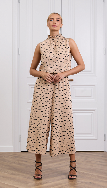 Фото kombinezon-zenskij-bezevo-cernyj-01 товару Комбінезон жіночий бежево-чорний Фото kombinezon-zenskij-bezevo-cernyj-01 товару Комбінезон жіночий бежево-чорний