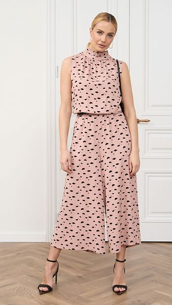 Фото kombinezon-zenskij-pudrovo-cernyj-04 товара Комбинезон женский пудрово-черный0 Фото kombinezon-zenskij-pudrovo-cernyj-04 товара Комбинезон женский пудрово-черный0