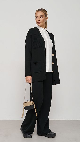 Фото kostum-trikotaznyj-iz-sersti-cernyj-03 товара Костюм трикотажный из шерсти черный Фото kostum-trikotaznyj-iz-sersti-cernyj-03 товара Костюм трикотажный из шерсти черный