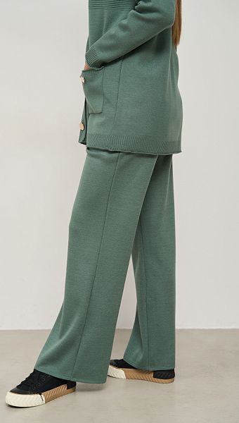 Фото kostum-trikotaznyj-iz-sersti-polyn-05 товару Костюм трикотажний з вовни полин Фото kostum-trikotaznyj-iz-sersti-polyn-05 товару Костюм трикотажний з вовни полин