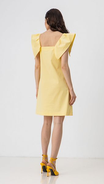 Фото letnij-sarafan-na-bretelah-s-rusami-zeltyj-05 товару Літній сарафан на бретелях з рюшами жовтий0