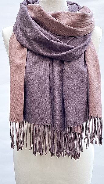 Фото palantin-dvustoronnij-kapucino-fioletovyj-01 товара Палантин двусторонний капучино-фиолетовый