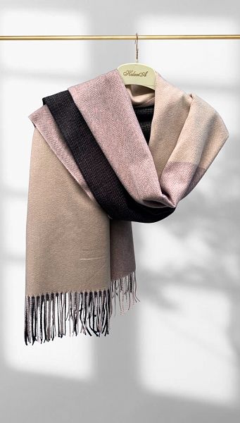 Фото palantin-multikolor-bezevo-pudrovyj-01 товара Палантин мультиколор бежево-пудровый Фото palantin-multikolor-bezevo-pudrovyj-01 товара Палантин мультиколор бежево-пудровый