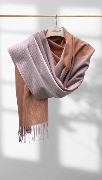 Фото palantin-multikolor-karamelno-kapucinovyj-01 товара Палантин мультиколор карамельно-капучиновый