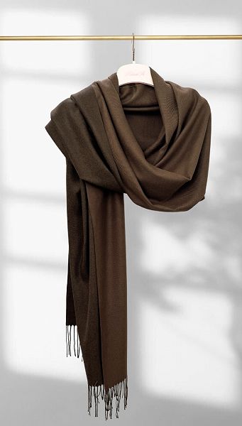 Фото palantin-zenskij-dvustoronnij-koricnevyj-01 товару Палантин жіночий двосторонній коричневий