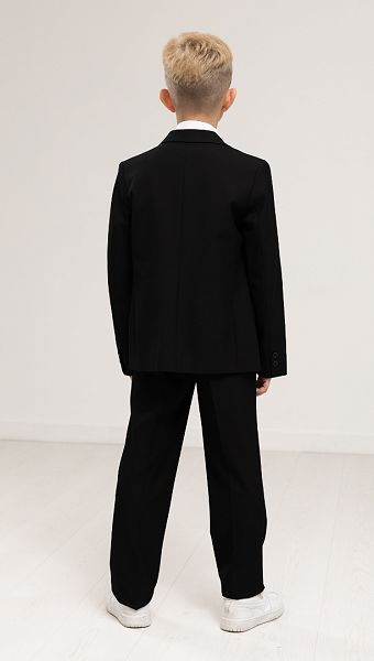 Фото pidzak-dla-malcika-s-karmanami-6 товару Піджак для хлопчика з кишенями2 Фото pidzak-dla-malcika-s-karmanami-6 товару Піджак для хлопчика з кишенями2