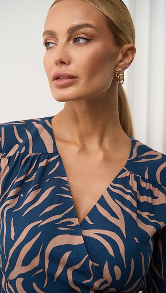 Фото plate-krep-bezevo-sinee-4 товара Платье креп бежево-синее0