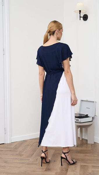 Фото plate-letnee-kombinirovannoe-sine-beloe-05 товара Платье летнее комбинированное сине-белое0 Фото plate-letnee-kombinirovannoe-sine-beloe-05 товара Платье летнее комбинированное сине-белое0