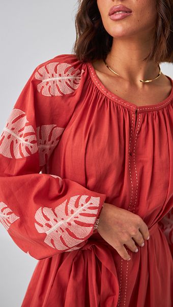 Фото plate-letnee-terrakotovoe-s-ornamentom-05 товару Сукня літня теракотова з орнаментом0 Фото plate-letnee-terrakotovoe-s-ornamentom-05 товару Сукня літня теракотова з орнаментом0