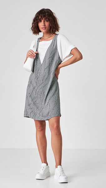 Фото plate-letnee-v-gusinuu-lapku-01 товару Плаття літнє в гусячу лапку0 Фото plate-letnee-v-gusinuu-lapku-01 товару Плаття літнє в гусячу лапку0