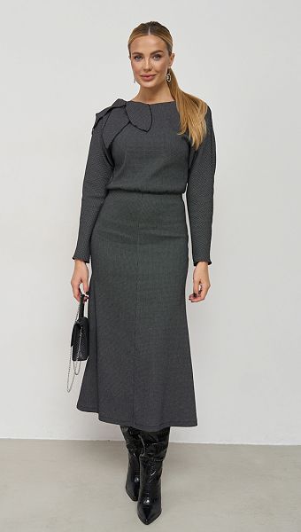 Фото plate-midi-cernyj-melanz-01 товара Платье миди чёрный меланж0