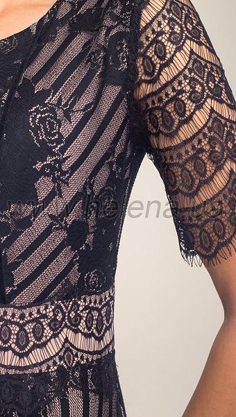 Фото plate-midi-iz-kruzeva-cernoe-03 товару Сукня міді з мережива чорна0