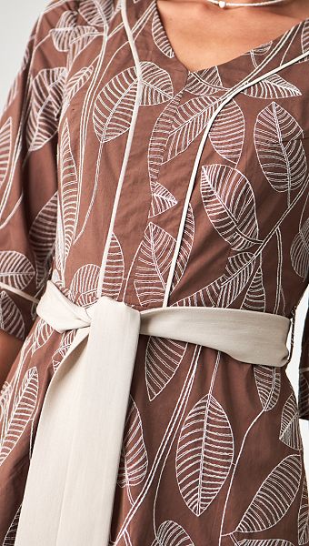 Фото plate-midi-s-vysivkoj-05 товара Платье миди с вышивкой0 Фото plate-midi-s-vysivkoj-05 товара Платье миди с вышивкой0