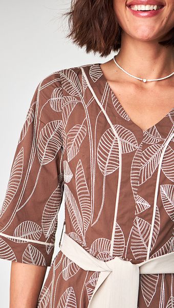 Фото plate-midi-s-vysivkoj-06 товара Платье миди с вышивкой0 Фото plate-midi-s-vysivkoj-06 товара Платье миди с вышивкой0