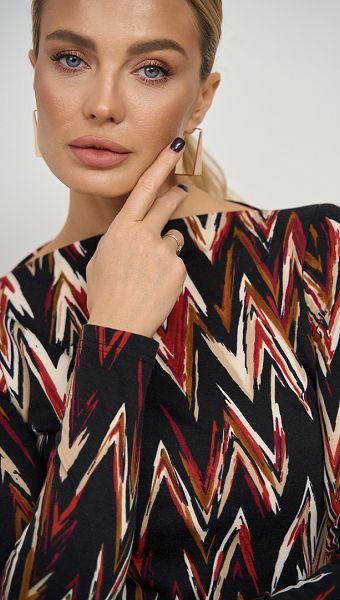 Фото plate-midi-v-geometriceskij-print-03 товару Сукня міді в геометричний принт0 Фото plate-midi-v-geometriceskij-print-03 товару Сукня міді в геометричний принт0