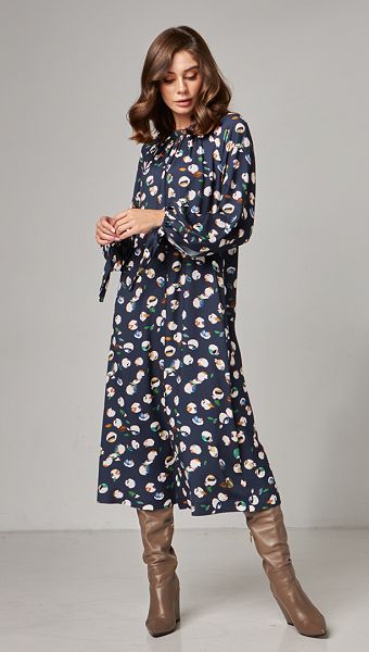 Фото plate-trapecia-s-printom-sinee-01 товару Сукня трапеція з принтом синя0