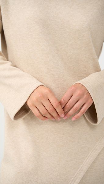 Фото plate-trikotaznoe-s-razrezom-pramoe-4 товару Сукня трикотажна з розрізом пряма0 Фото plate-trikotaznoe-s-razrezom-pramoe-4 товару Сукня трикотажна з розрізом пряма0