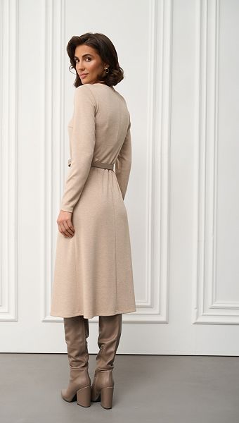 Фото plate-trikotaznoe-s-vyrezom-pesocnoe-06 товару Сукня трикотажна з вирізом пісочна0