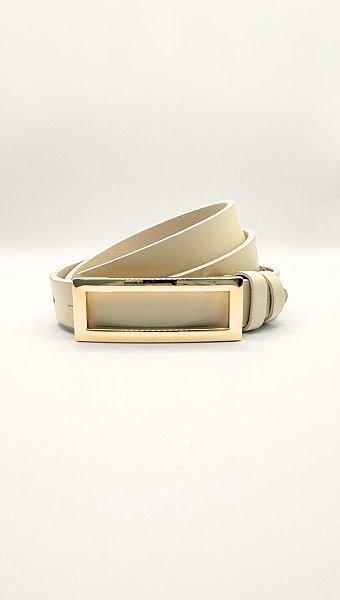 Фото remen-bezevyj-pramougolnyj-zoloto-gvozd-25mm-02 товара Ремень бежевый прямоугольный золото гвоздь 25мм Фото remen-bezevyj-pramougolnyj-zoloto-gvozd-25mm-02 товара Ремень бежевый прямоугольный золото гвоздь 25мм